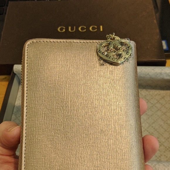 Gucci Wallet - Picture 4 of 6
